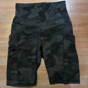 Lululemon Align w/Pockets Size 2